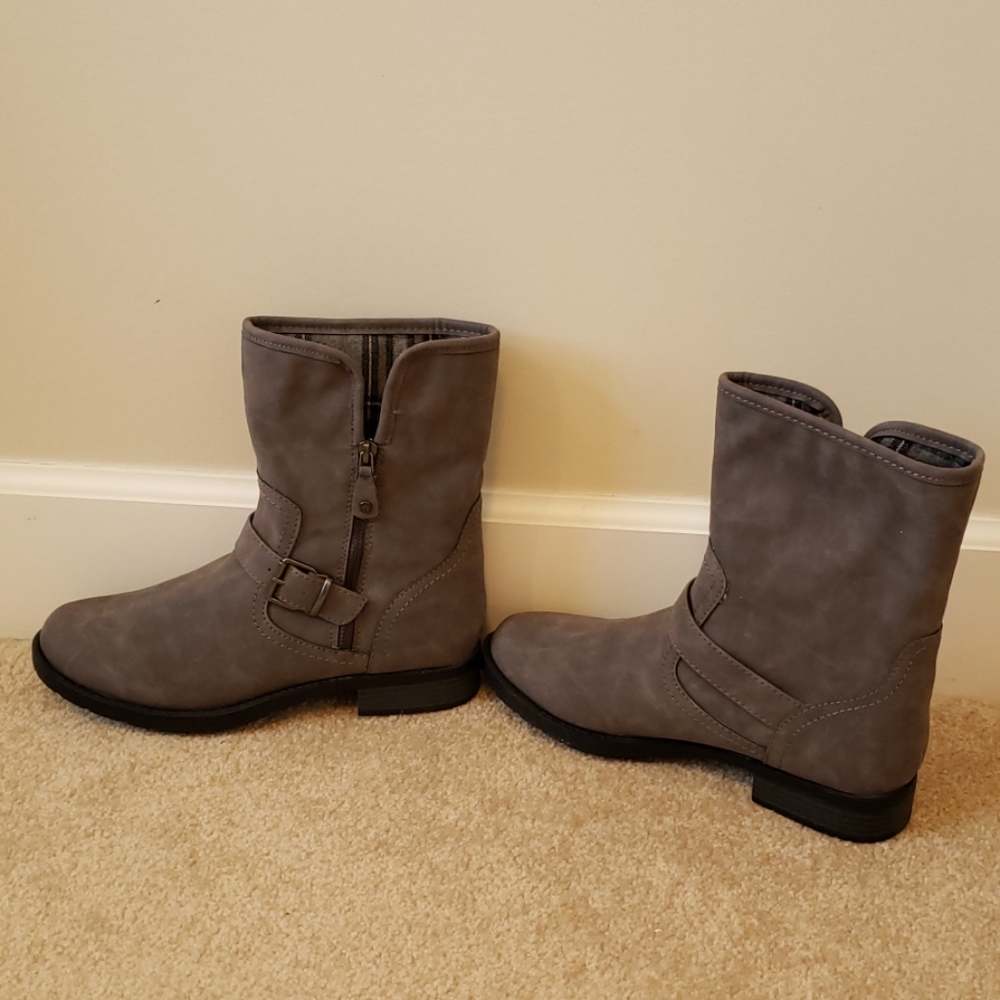 Sporto Corbit Waterproof Boot / size 9 / Grey